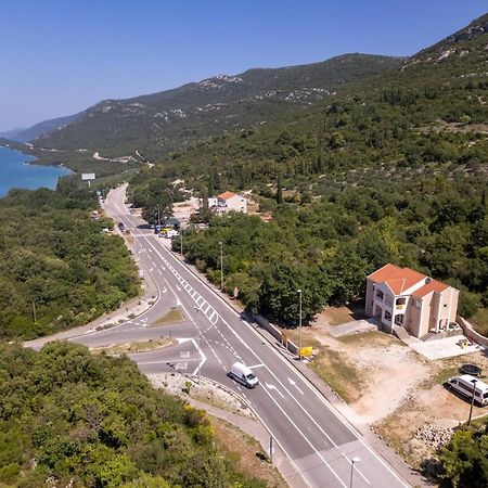 Ivano Apartment Ston Exterior photo