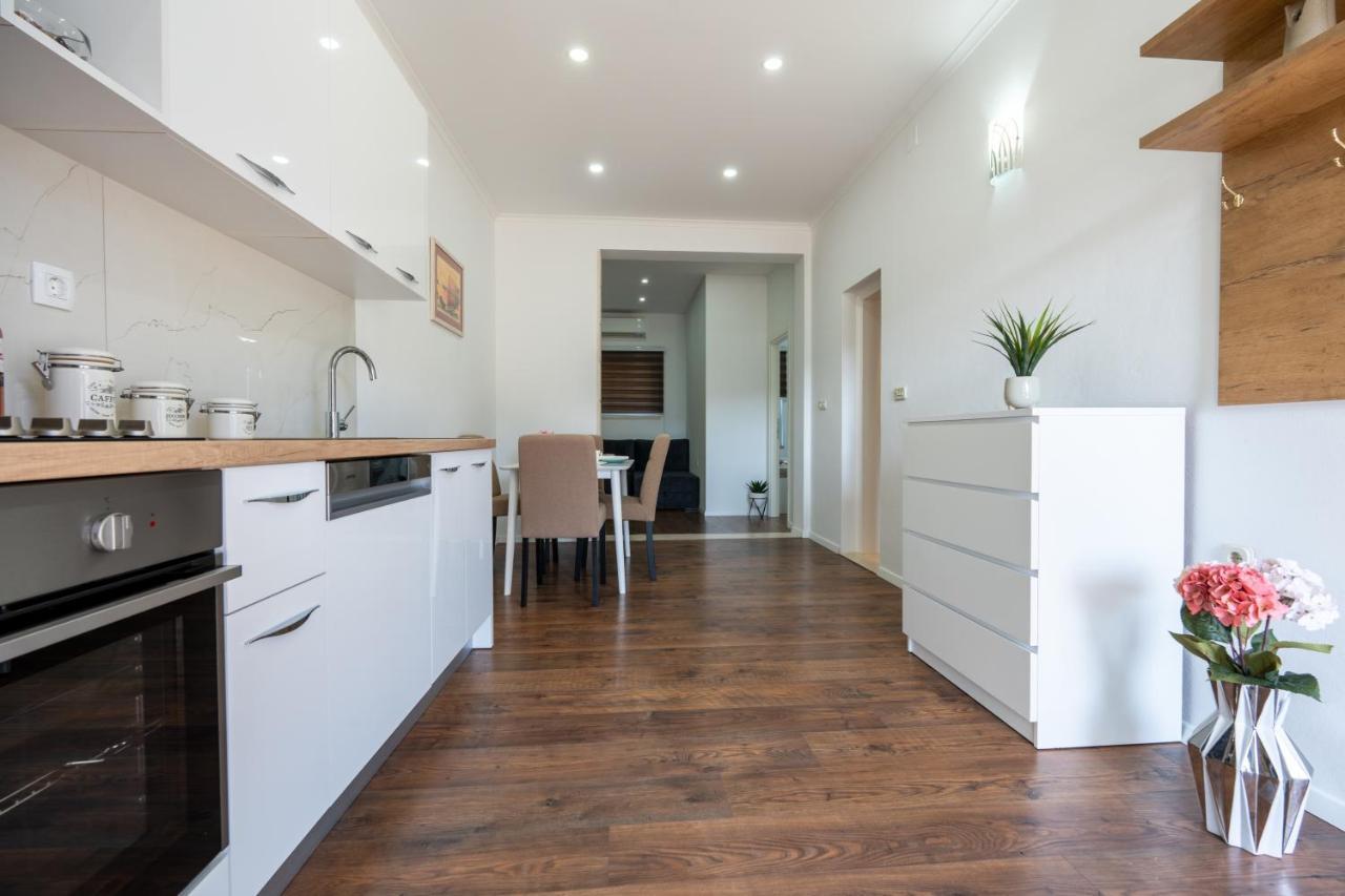 Ivano Apartment Ston Exterior photo
